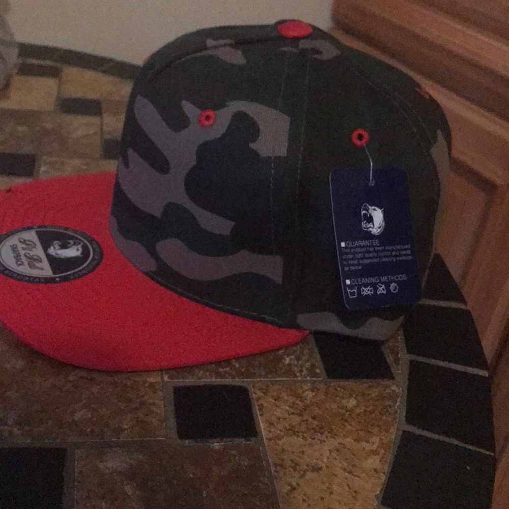 Men’s camouflage cap